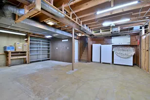 231 N Flora Pkwy, Addison, IL 60101 - Photo 31