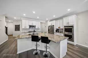 534 Watercress Dr, Aurora, IL 60504 - Photo 11