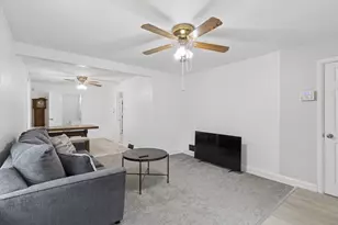 1212 10th Ave, Rockford, IL 61104 - Photo 5