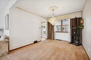 9S215 Florence Ave, Downers Grove, IL 60516 - Photo 5