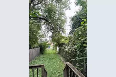 1125 E 82nd Place, Chicago, IL 60619 - Photo 5