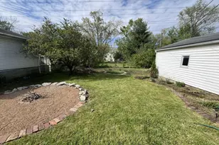 220 Brookwood Dr, Champaign, IL 61820 - Photo 31