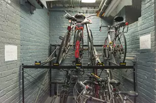 4735 N Beacon St, Chicago, IL 60640 - Photo 15