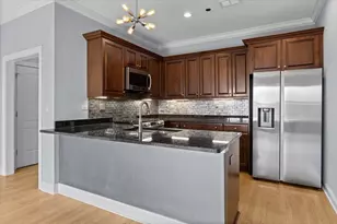 2811 N Bell Ave, Chicago, IL 60618 - Photo 11