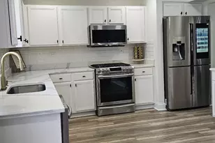 2214 Andrew Trail, Montgomery, IL 60538 - Photo 9