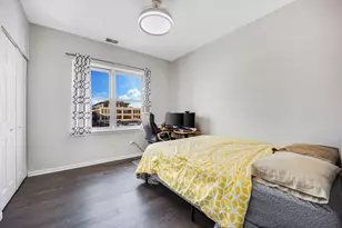 947 W 14th Pl, Chicago, IL 60608 - Photo 13