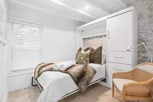 2124 N Sedgwick St, Chicago, IL 60614 - Photo 17