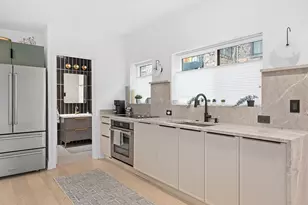 2124 N Sedgwick St, Chicago, IL 60614 - Photo 5