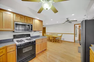 2606 W Walter Zimny Dr, Posen, IL 60469 - Photo 5