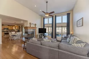 770 Meadowood Ln, Wilmington, IL 60481 - Photo 9