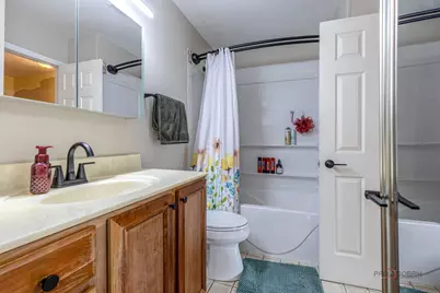 452 Kennedy Place, Vernon Hills, IL 60061 - Photo 9