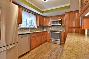 9176 S Rd, Palos Hills, IL 60465 - Photo 11