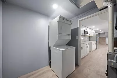 7716 S Kingston Avenue, Chicago, IL 60649 - Photo 23