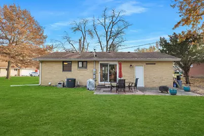 200 W Summit Street, Normal, IL 61761 - Photo 3