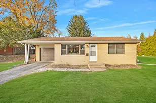 200 W Summit St, Normal, IL 61761 - Photo 25