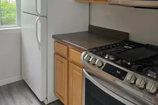 861 Village Cir, Marengo, IL 60152 - Photo 7