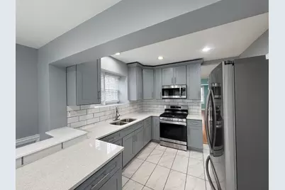 6355 S Oakley Avenue, Chicago, IL 60636 - Photo 11