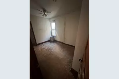 951 N Trumbull Avenue, Chicago, IL 60651 - Photo 7