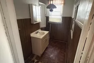 951 N Trumbull Ave, Chicago, IL 60651 - Photo 11