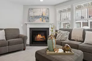 904 Coletta Cir, Naperville, IL 60563 - Photo 17
