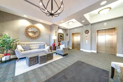 44 N Vail Avenue #613, Arlington Heights, IL 60005 - Photo 3