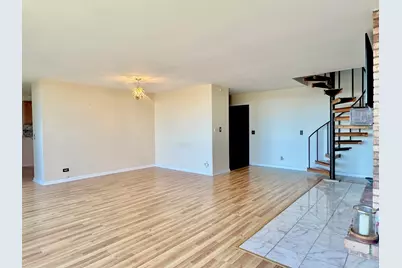 5600 Hillcrest Lane #3D, Lisle, IL 60532 - Photo 3