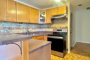 5600 Hillcrest Ln, Lisle, IL 60532 - Photo 11