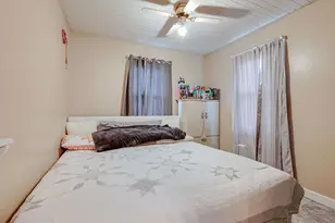 325 Fairlawn Dr, Round Lake Park, IL 60073 - Photo 11