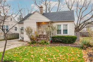 325 Fairlawn Dr, Round Lake Park, IL 60073 - Photo 1