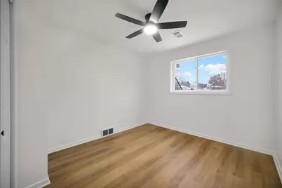 137 Julie Drive, Glenview, IL 60025 - Photo 25