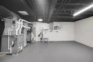 137 Julie Dr, Glenview, IL 60025 - Photo 31