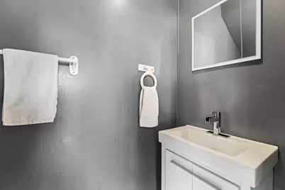 202 Parkwood Drive, Streamwood, IL 60107 - Photo 21