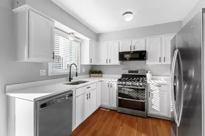 202 Parkwood Drive, Streamwood, IL 60107 - Photo 3