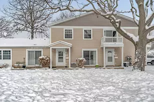 1242 Nova Ct, Wheeling, IL 60090 - Photo 1