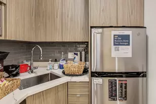 1950 N Sedgwick St, Chicago, IL 60614 - Photo 11