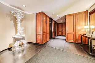 1310 N Ritchie Ct, Chicago, IL 60610 - Photo 5