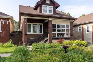 6840 29th Pl, Berwyn, IL 60402 - Photo 1
