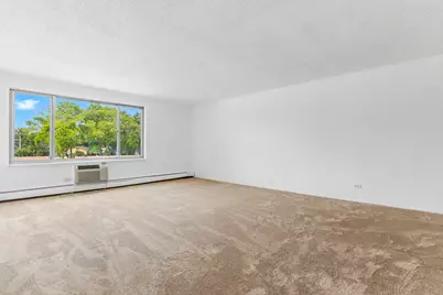 1207 S Old Wilke Road #303, Arlington Heights, IL 60005 - Photo 5