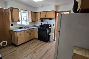 5750 W Leland Ave, Chicago, IL 60630 - Photo 5