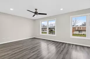 5541 E Celebrity Cir, Hanover Park, IL 60133 - Photo 19