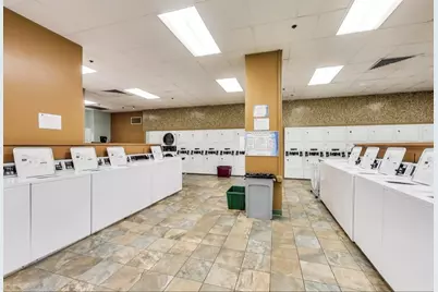 211 E Ohio Street #1003, Chicago, IL 60611 - Photo 21