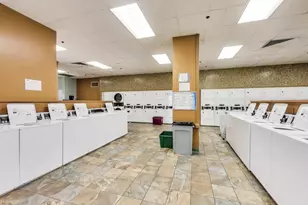 211 E Ohio St, Chicago, IL 60611 - Photo 21