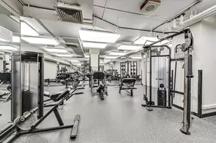 211 E Ohio St, Chicago, IL 60611 - Photo 17