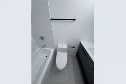 211 E Ohio Street #1003, Chicago, IL 60611 - Photo 11