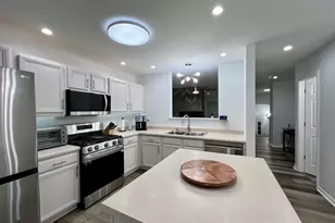 113 W Big Horn Dr, Hainesville, IL 60073 - Photo 9