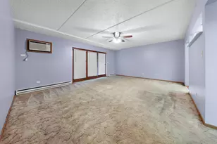 100 Green Acres Dr, Morris, IL 60450 - Photo 9