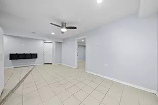 4615 S Vincennes Ave, Chicago, IL 60653 - Photo 15