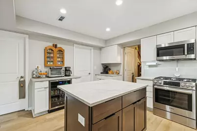 323 Morningside Drive #B, Bloomingdale, IL 60108 - Photo 17