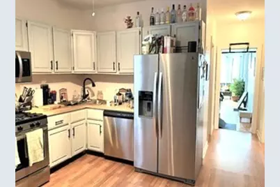 3926 W Byron Street #1, Chicago, IL 60618 - Photo 5