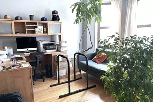 3926 W Byron St, Chicago, IL 60618 - Photo 3